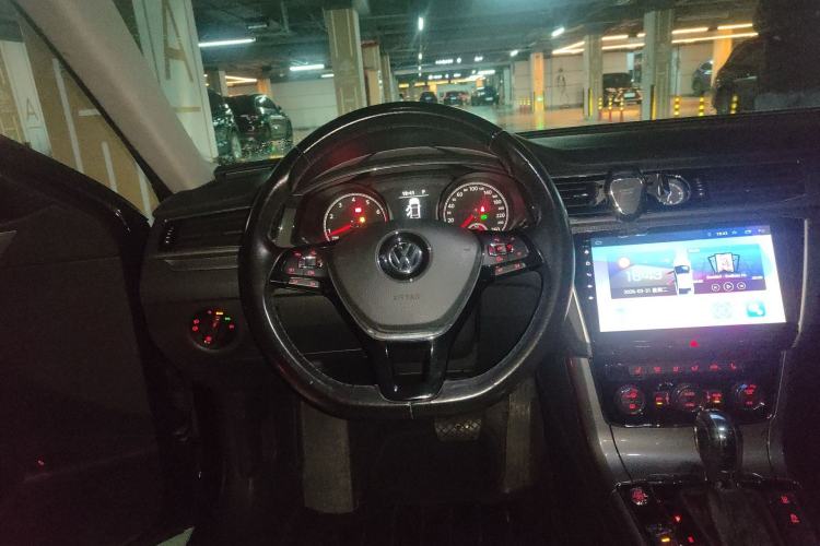 Used Volkswagen Passat 2017 330TSI DSG Luxury Edition