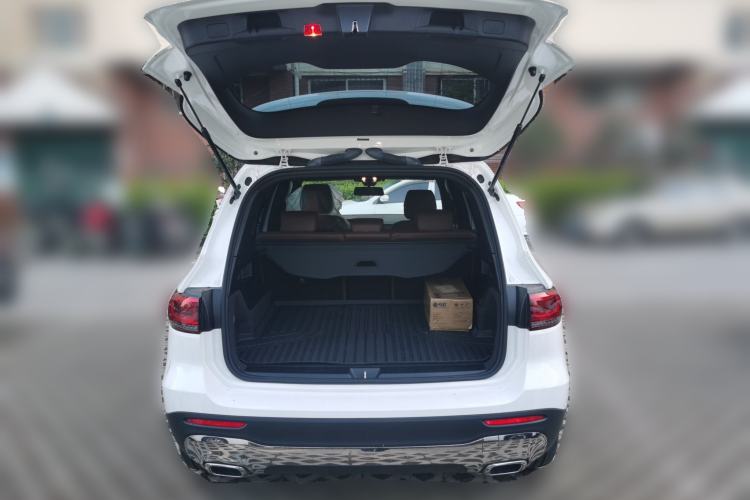 Used Mercedes-Benz GLB 2023 Refreshed GLB 200 Dynamic Edition Trunk