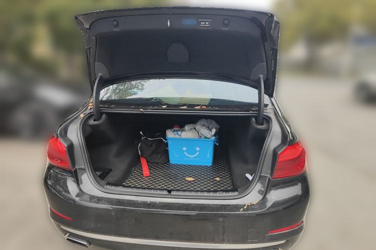 Used BMW 5 Series 2019 Facelifted 530Li Luxury Edition Premium Package Trunk