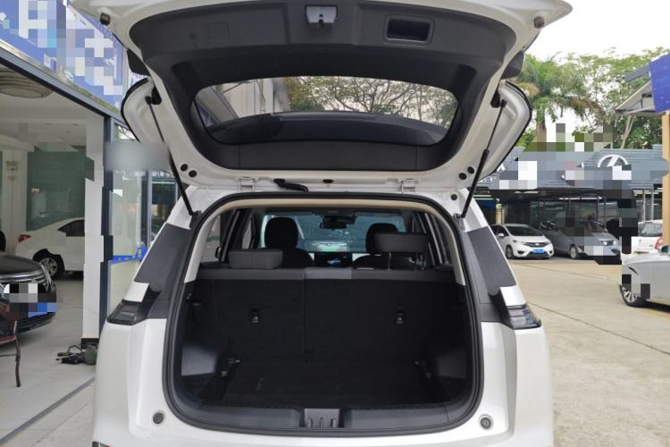 Used AION Y 2023 Younger
