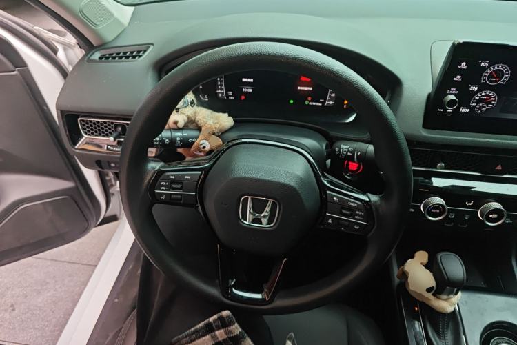 Used Honda Civic 2023 240TURBO CVT Dynamic Edition Steering Wheel