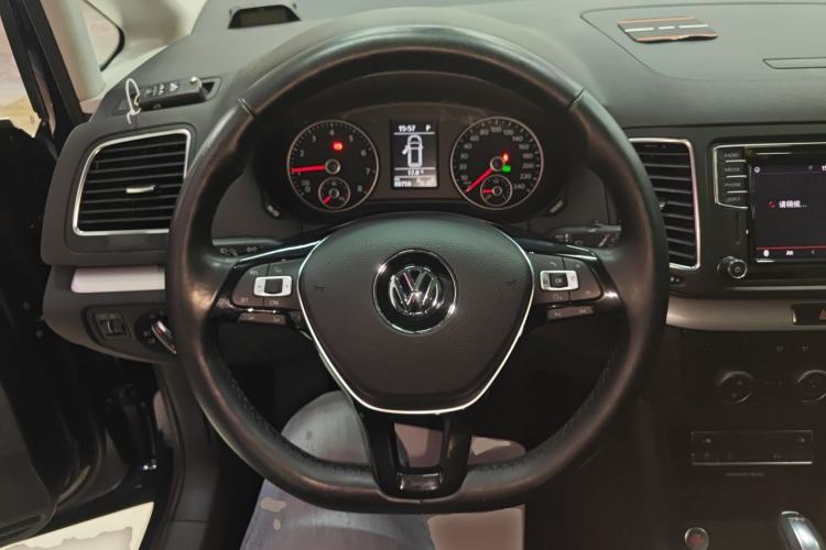 Used Volkswagen Sharan 2018 Revised Version 380TSI Comfort Edition 6-Seater
