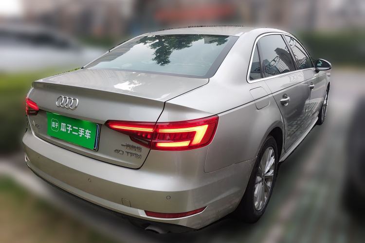 Used Audi A4L 2017 40 TFSI Ambition Edition