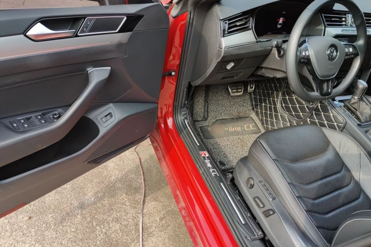 Used Volkswagen FAW-Volkswagen CC 2019 330TSI Glamour Edition China V Standard Driver Seat