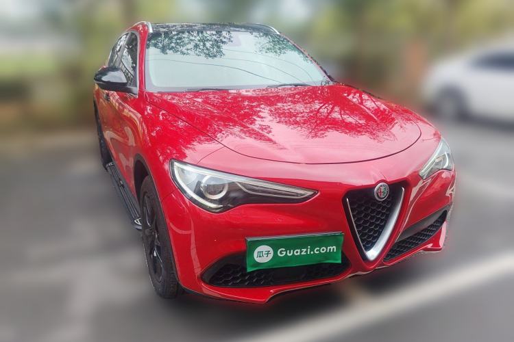 Used Alfa Romeo Stelvio 2017 2.0T 200HP Luxury Edition
