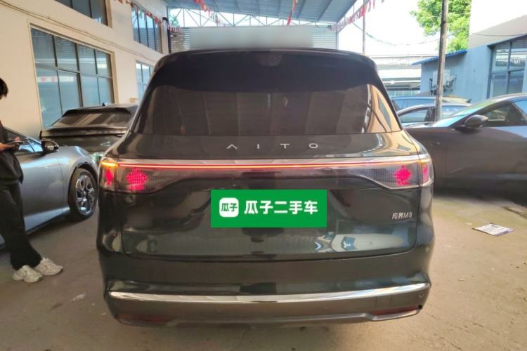 Used Hima AITO M8 2025 Extended-Range Max Version 37 kWh 6-Seater