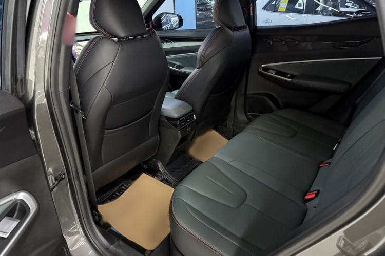 Used Geely Auto Emgrand X7 Sport 2024 1.5TD Smart Connect+ Interior 7