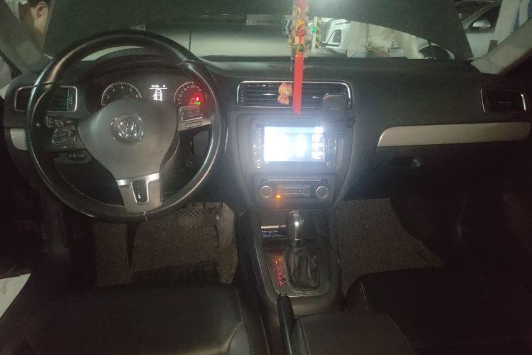 Used Volkswagen Sagitar 2012 1.4TSI Automatic Luxury Edition