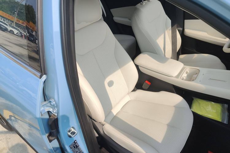 Used Baojun Yunhai 2024 140km Plug-in Hybrid Version