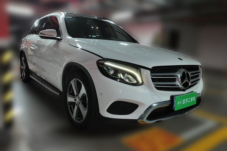 Used Mercedes-Benz GLC 2016 GLC 260 4MATIC Luxury Model
