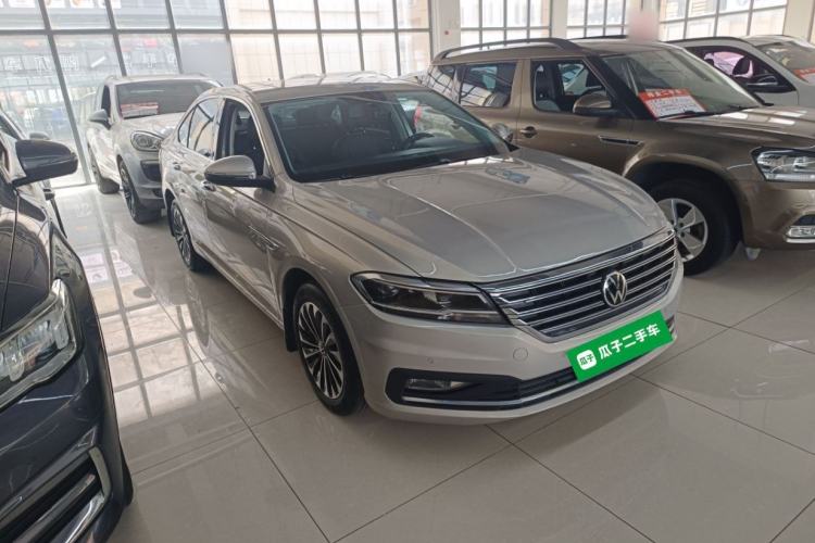Used Volkswagen Lavida 2019 1.5L Automatic Comfort Edition China VI Standard Front Right 45 Deg