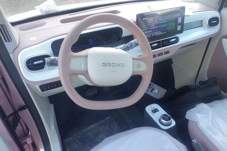 Used Geely Galaxy Panda 2025 210 km – Yuanqi Bear Steering Wheel