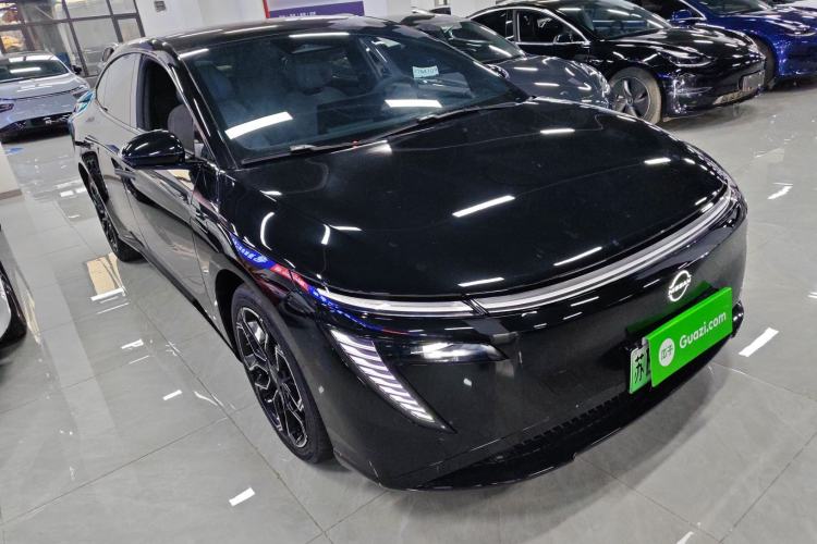 Used Nissan N7 2025 510 Pro Front Right 45 Deg