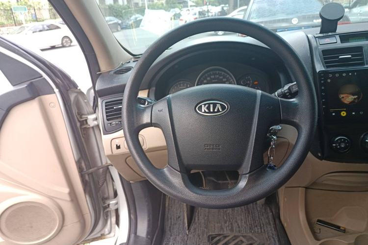 Used Kia Sportage 2009 2.0L Manual Two-Wheel-Drive GL Trim Steering Wheel