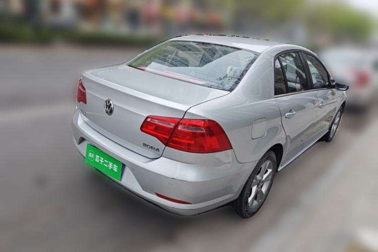 Used Volkswagen Bora 2014 1.6L Manual Comfort Model
