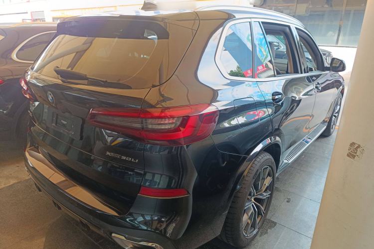 Used BMW X5 2022 Restyled xDrive 30Li Luxury Version M Sport Package