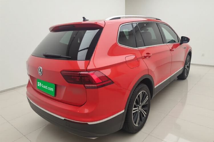 Used Volkswagen Tiguan L 2017 380TSI Automatic All-Wheel-Drive Luxury Edition
