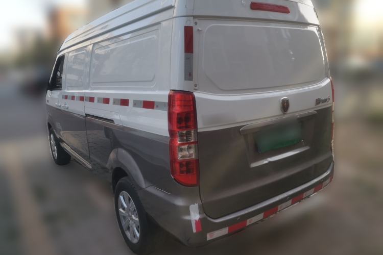 Used Jinbei New Hiace S 
