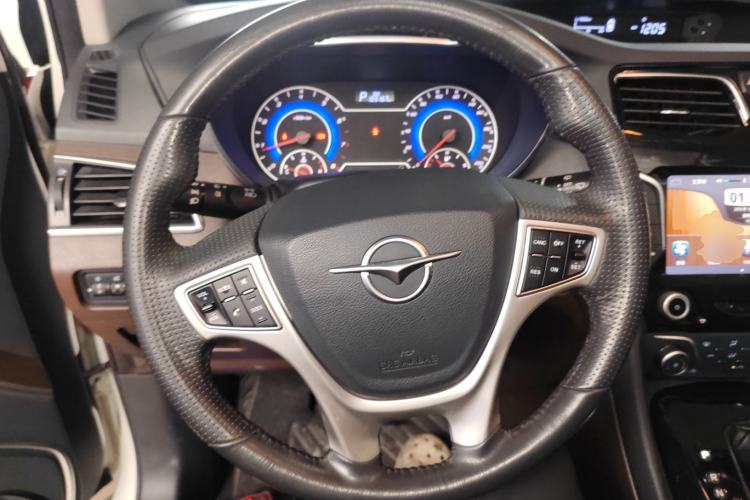 Used Haima V70 2016 1.5T Automatic Comfort Plus 7-Seater
