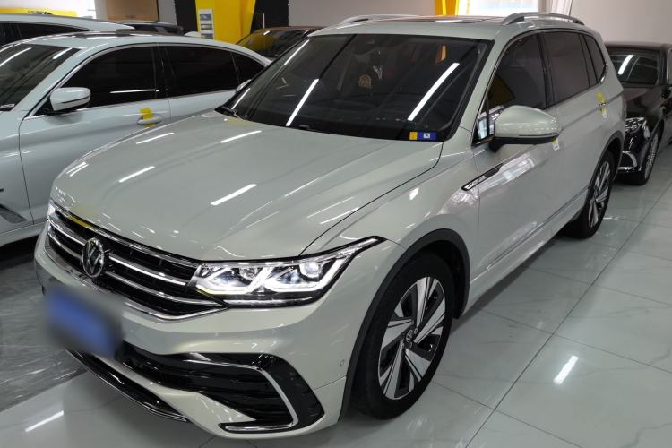 Used Volkswagen Tiguan L 2023 Restyled 330TSI Automatic Two-Wheel Drive R-Line Flagship Edition
