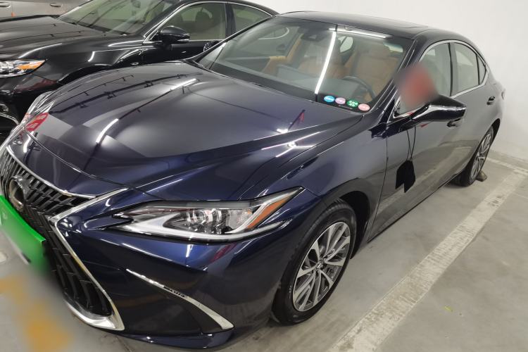 Used Lexus ES 2023 200 Excellence Edition