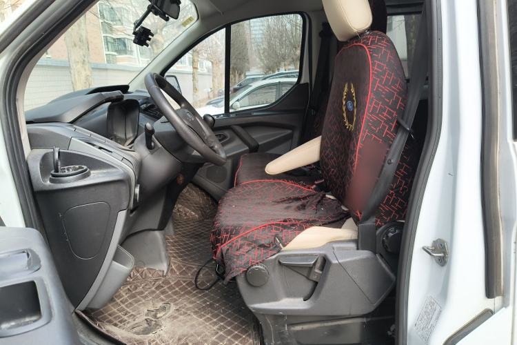 Used Ford Transit 2019 2.0T Diesel Multi-Purpose Commercial Vehicle Short Wheelbase Low Roof 6-Seater China VI Standard
