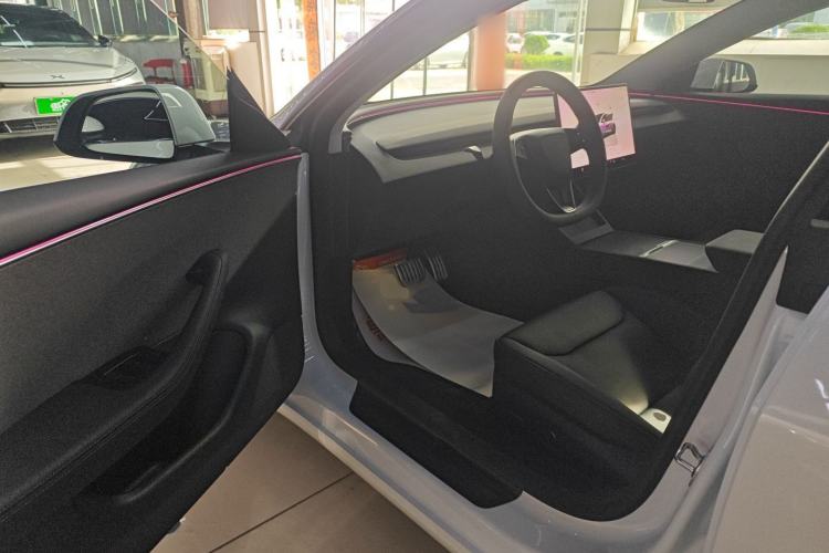 Used Tesla Model 3 2025 Model Revised Rear-Wheel-Drive Version
