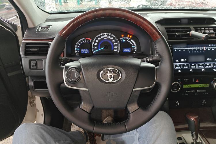Used Toyota Camry 2013 2.0G Comfort Edition
