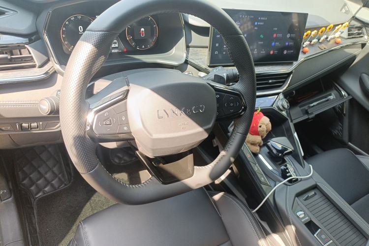 Used Lynk & Co 06 2023 Remix 1.5T JinPro