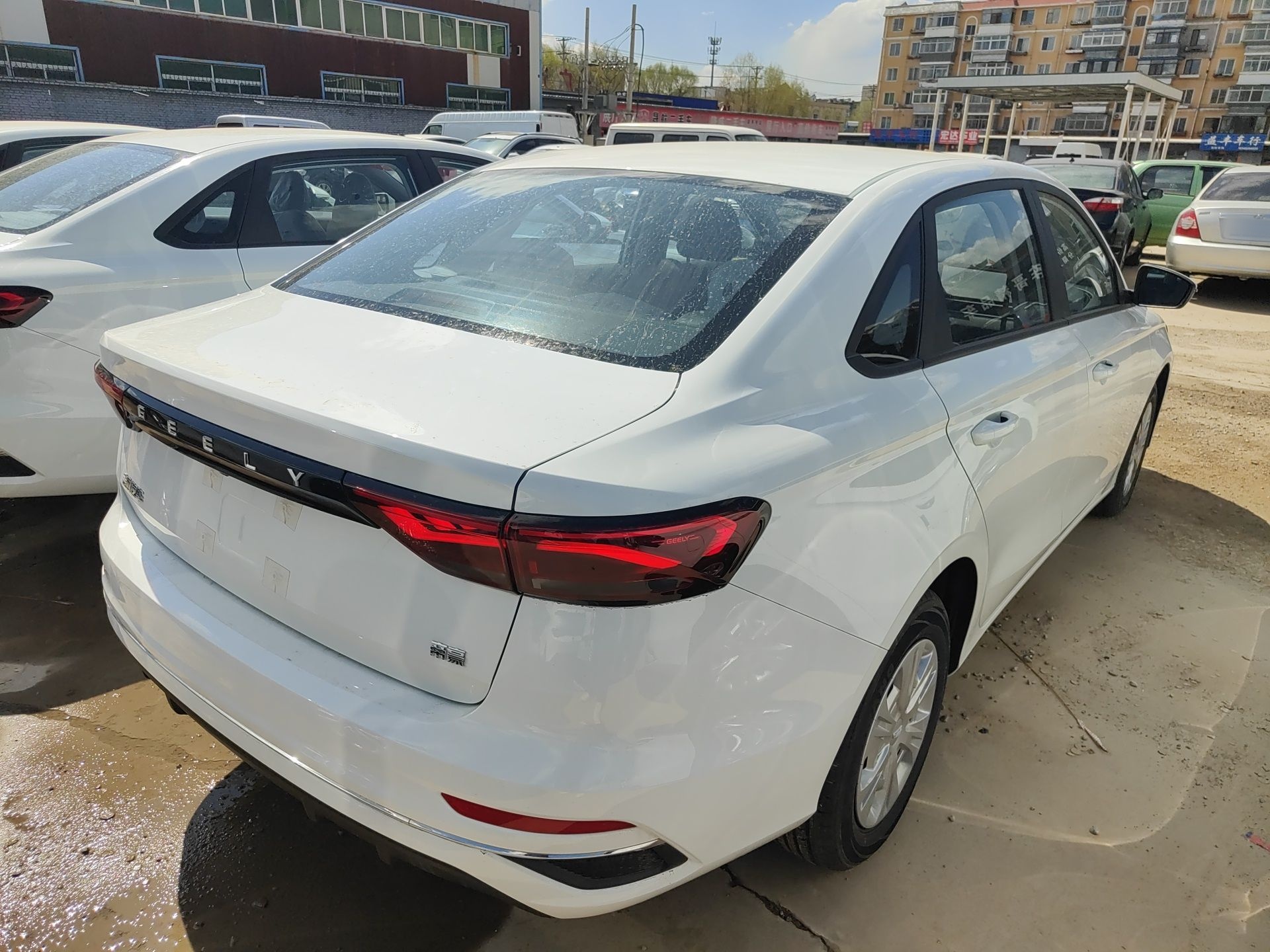 Geely Auto Emgrand 2025 4th Generation 1.5L Manual - Starry Edition — снимка 6