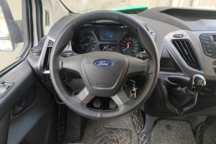 Used Ford Transit 2017 2.0T Gasoline Multi-Purpose Commercial Vehicle Mid-Drive Mid-Roof China V Standard