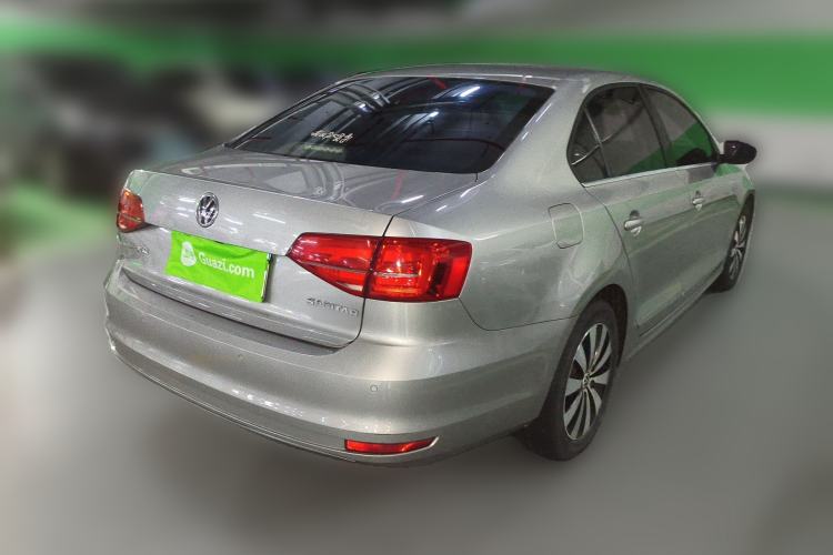 Used Volkswagen Sagitar 2017 230TSI Automatic Comfort Version