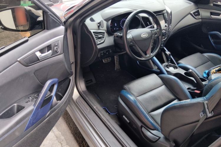 Used Hyundai Veloster 2015 1.6T Automatic Luxury Edition Driver Seat