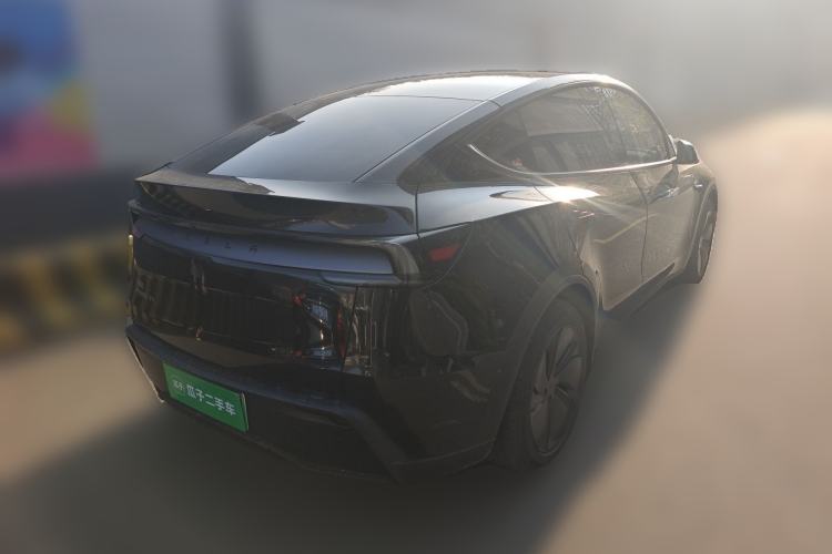 Used Tesla Model Y 2025 Long-Range All-Wheel-Drive Version Rear Right 45 Deg