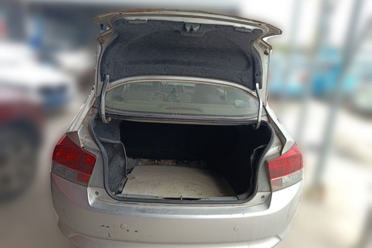 Used Honda City Classic 2011 1.5L Automatic Elite Edition Trunk