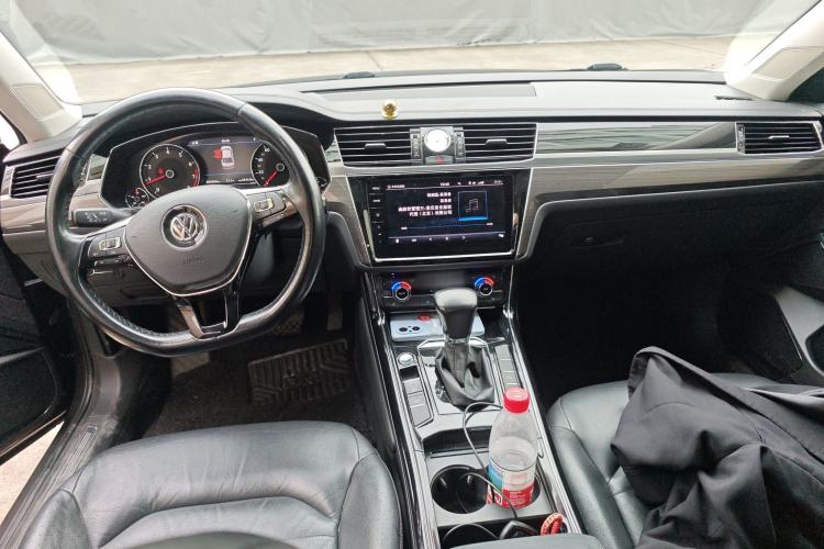 Used Volkswagen Phideon 2018 Revised Version 380TSI Two-Wheel Drive Business Edition