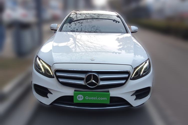 Used Mercedes-Benz E-Class 2016 E 300 L Sporty and Stylish Model
