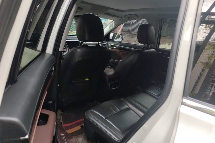 Used GAC Trumpchi GS8 2017 320T Two-Wheel Drive Luxury Smart Connectivity Version (7 Seats)