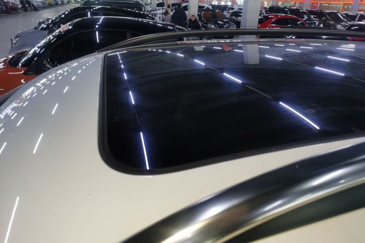 Used Volkswagen Tiguan L 2017 300TSI Automatic Two-Wheel Drive Silk Road Comfort Edition