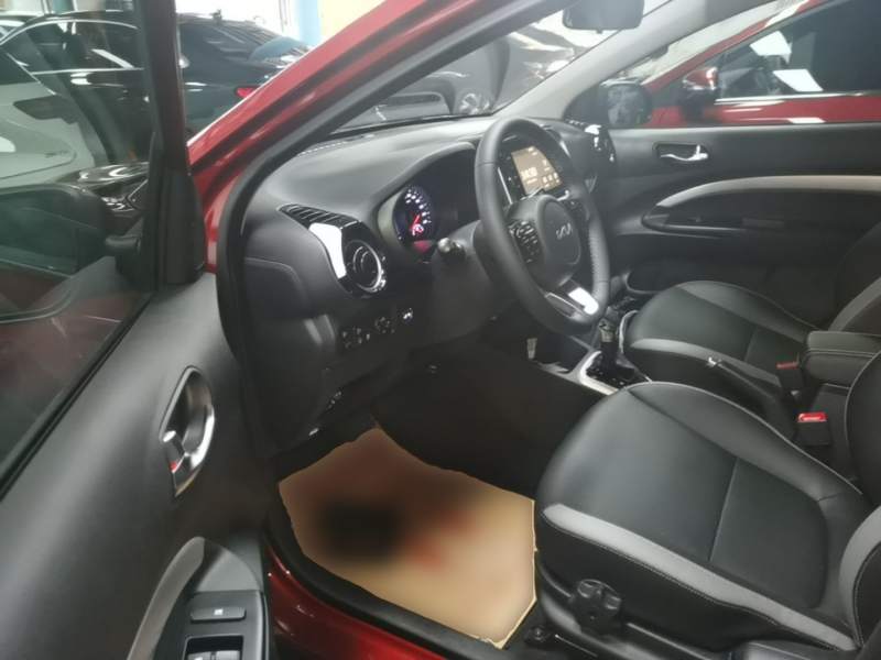Used Kia kx1 Stonic 2021 1.4L CVT Fun Edition — 15