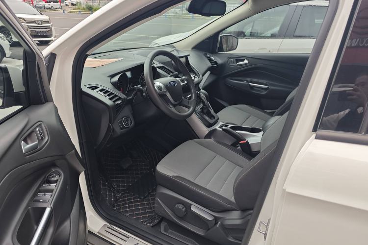 Used Ford Kuga 2015 1.5L GTDi Two-Wheel-Drive Comfort Model