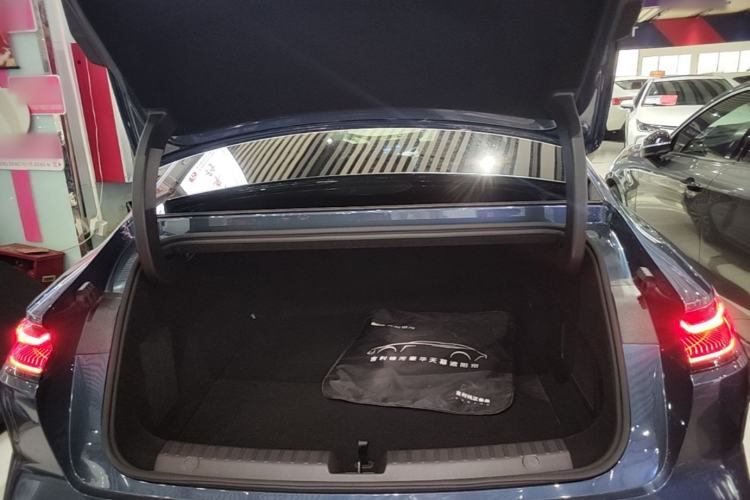 Used Geely Galaxy 8 2025 130km EM-i Flagship Edition