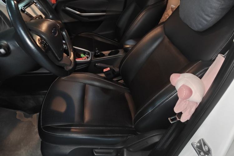 Used Ford Escort 2015 1.5L Automatic Fashion Model
