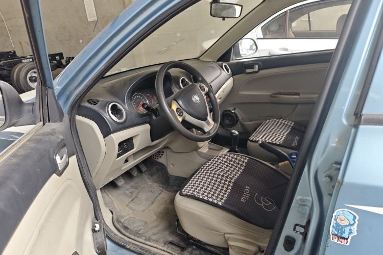 Used CHANGAN Alsvin V3 2012 1.3L Manual Comfort Version China IV Standard