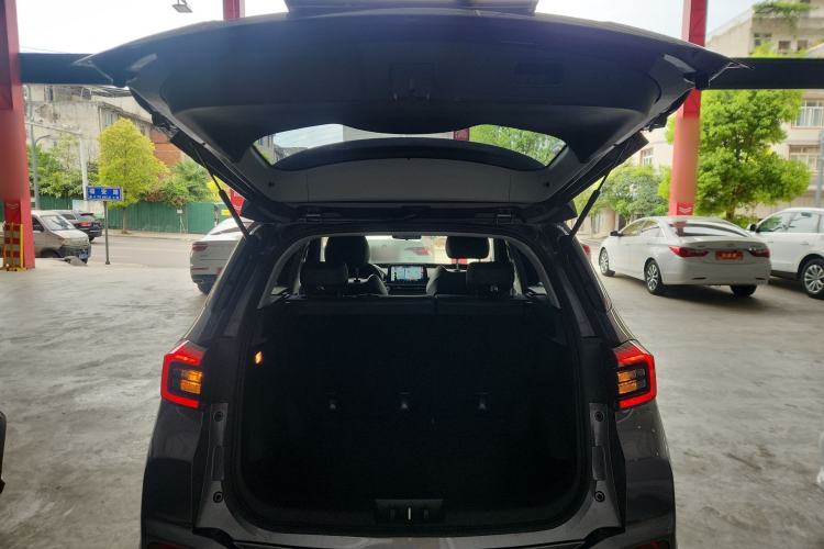 Used Chery Tiggo 5x 2025 1.5L CVT Excellence Edition Trunk