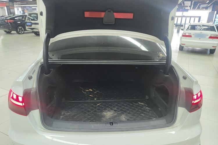 Used Audi A4L 2023 40 TFSI Luxury Dynamic Model