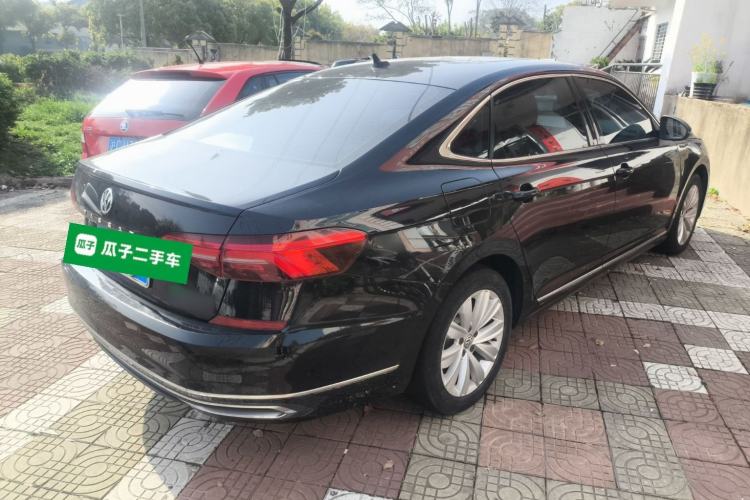 Used Volkswagen Passat 2020 330TSI Elite Edition China VI
