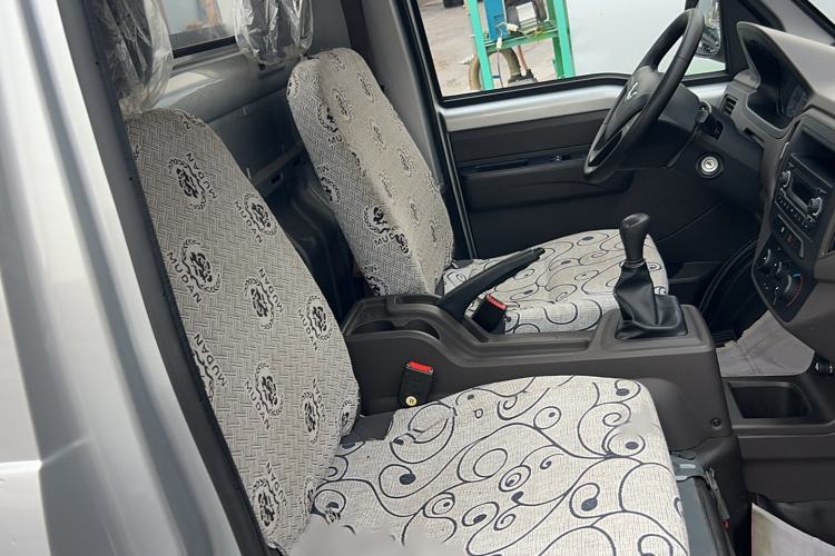 Used Wuling Rongguang New Truck 2021 1.8L Base Model Single-Row Double Rear Wheels LJ479Q6
