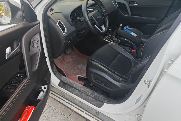 Used Hyundai ix25 2017 1.6L Automatic Smart Version Driver Seat