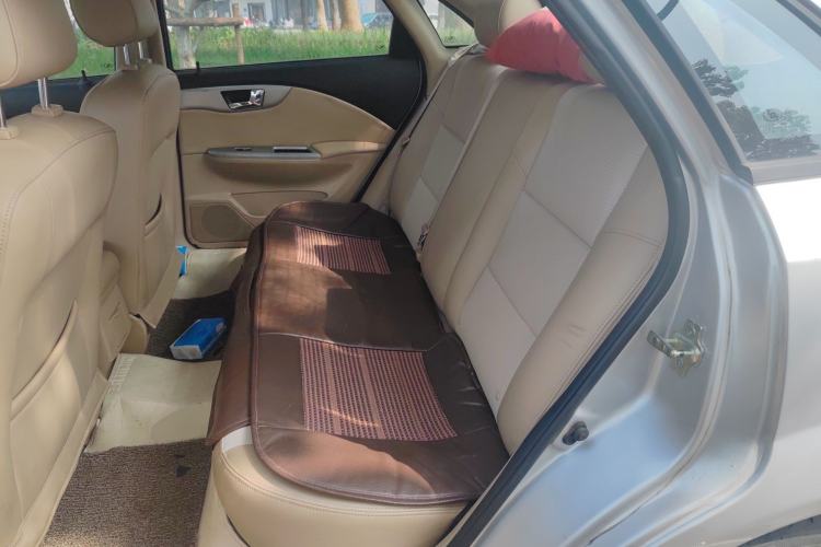 Used Buick Excelle 2013 1.5L Automatic Classic Model Left Rear Seat